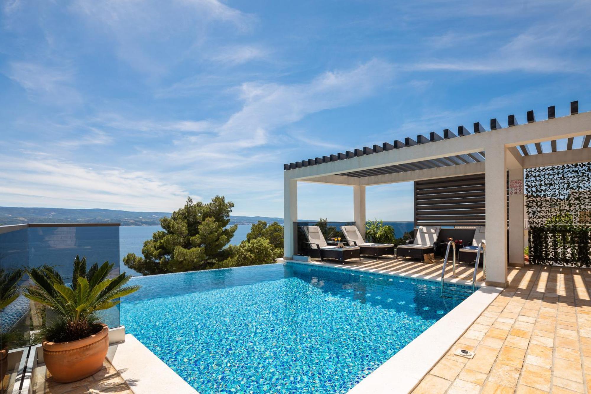 Luxury Seafront Villa With Heated Pool, Jacuzzi, Sea View, 150 M From Beach Stanici Exterior photo